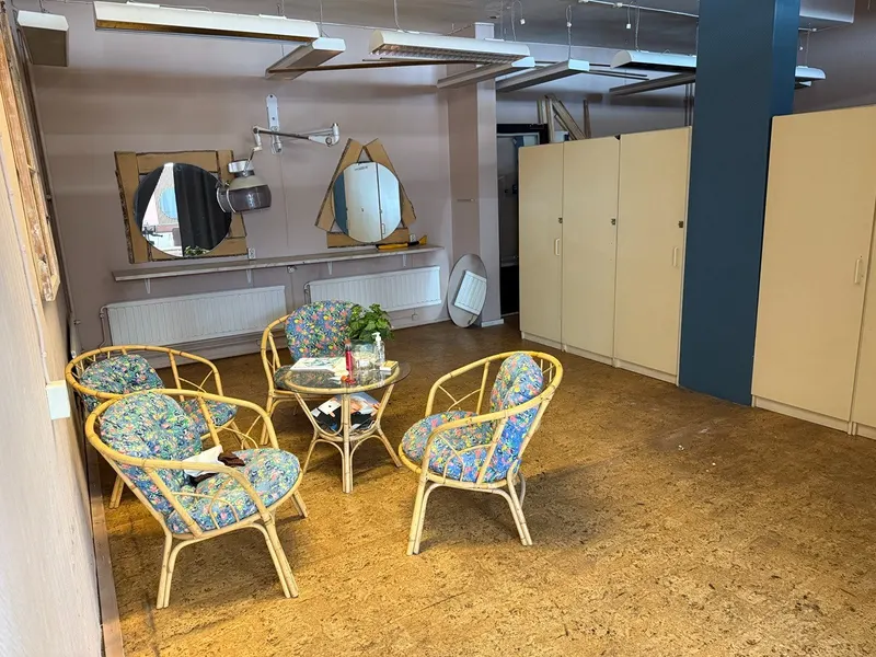 Stor Frisör & skönhetssalong Duvbo Sundbyberg, bild 9